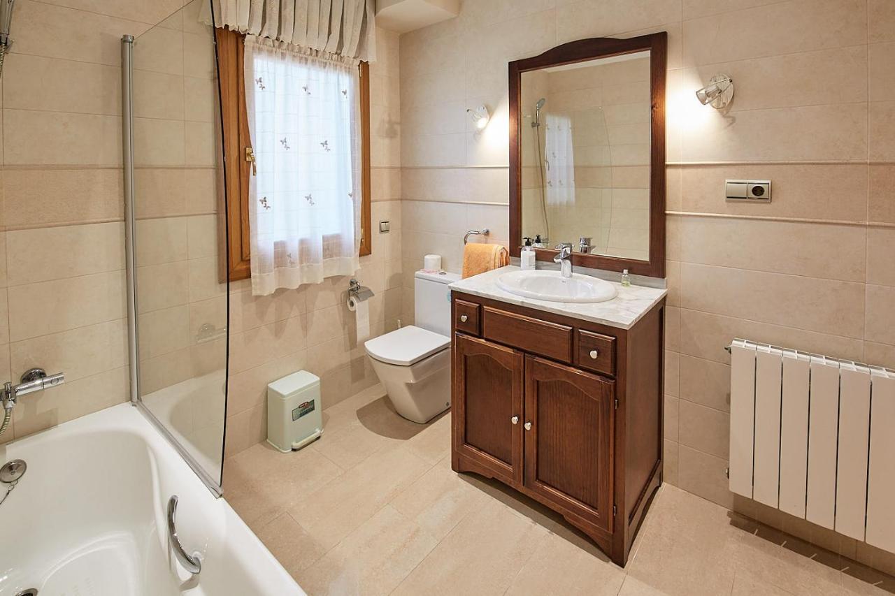 Alojamiento Extrahotelero Casa Ernestina Castillo  Экстерьер фото