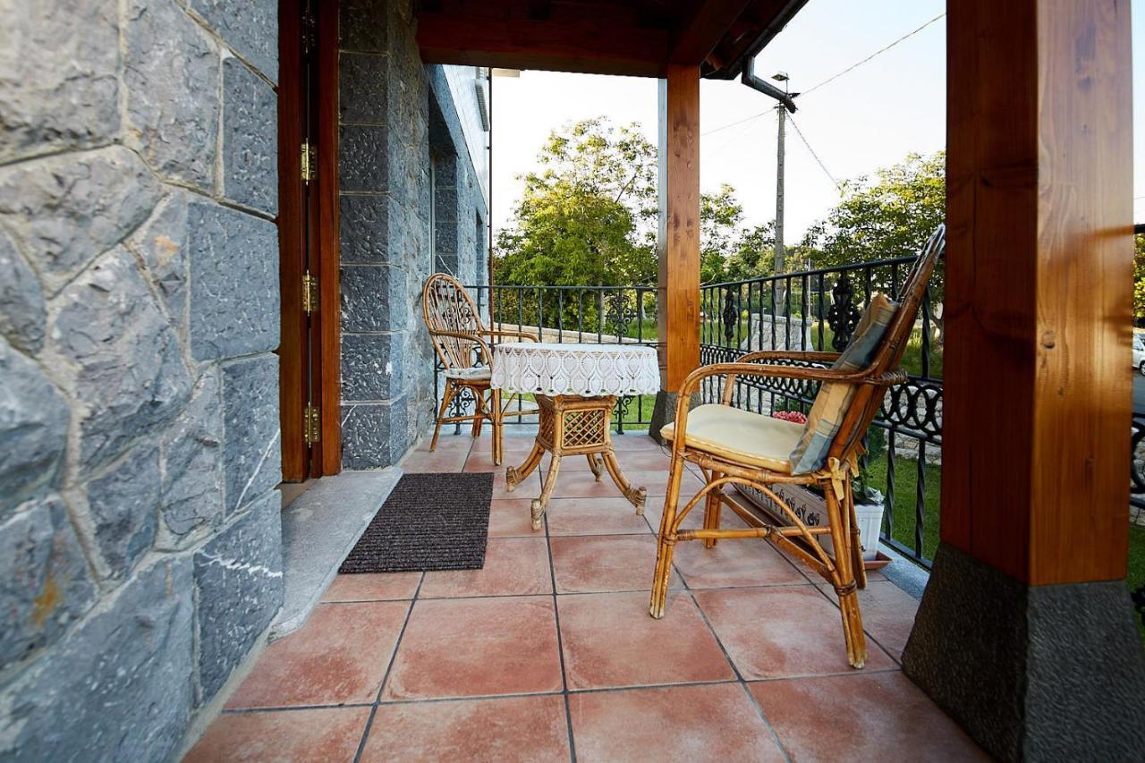 Alojamiento Extrahotelero Casa Ernestina Castillo  Экстерьер фото